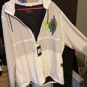 White brand new Jordan windbreaker !